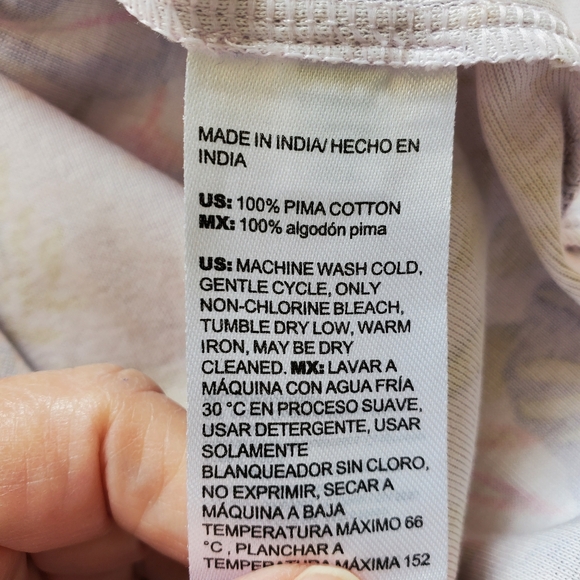 Chico's Pima Wild Floral Bateau Tee Lavender Size Medium - Picture 7 of 8